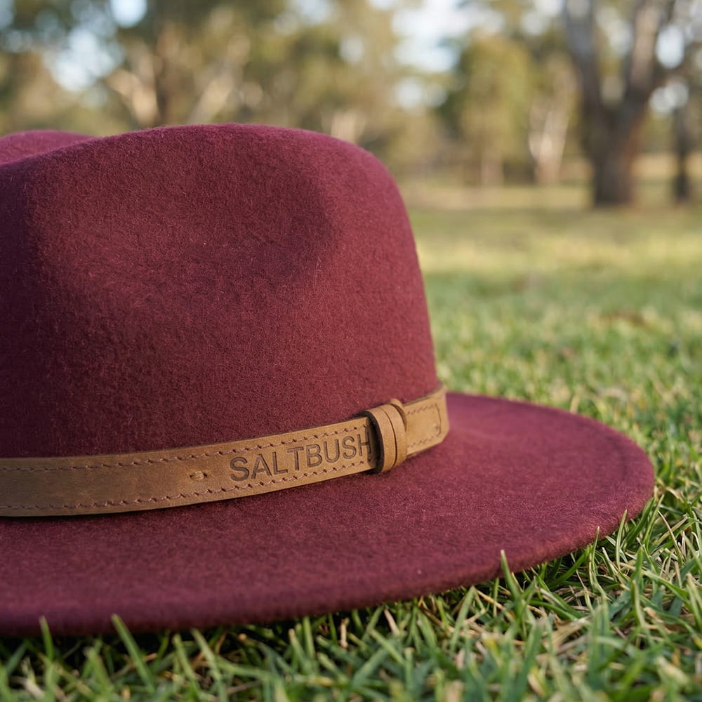 Short Brim - Berry
